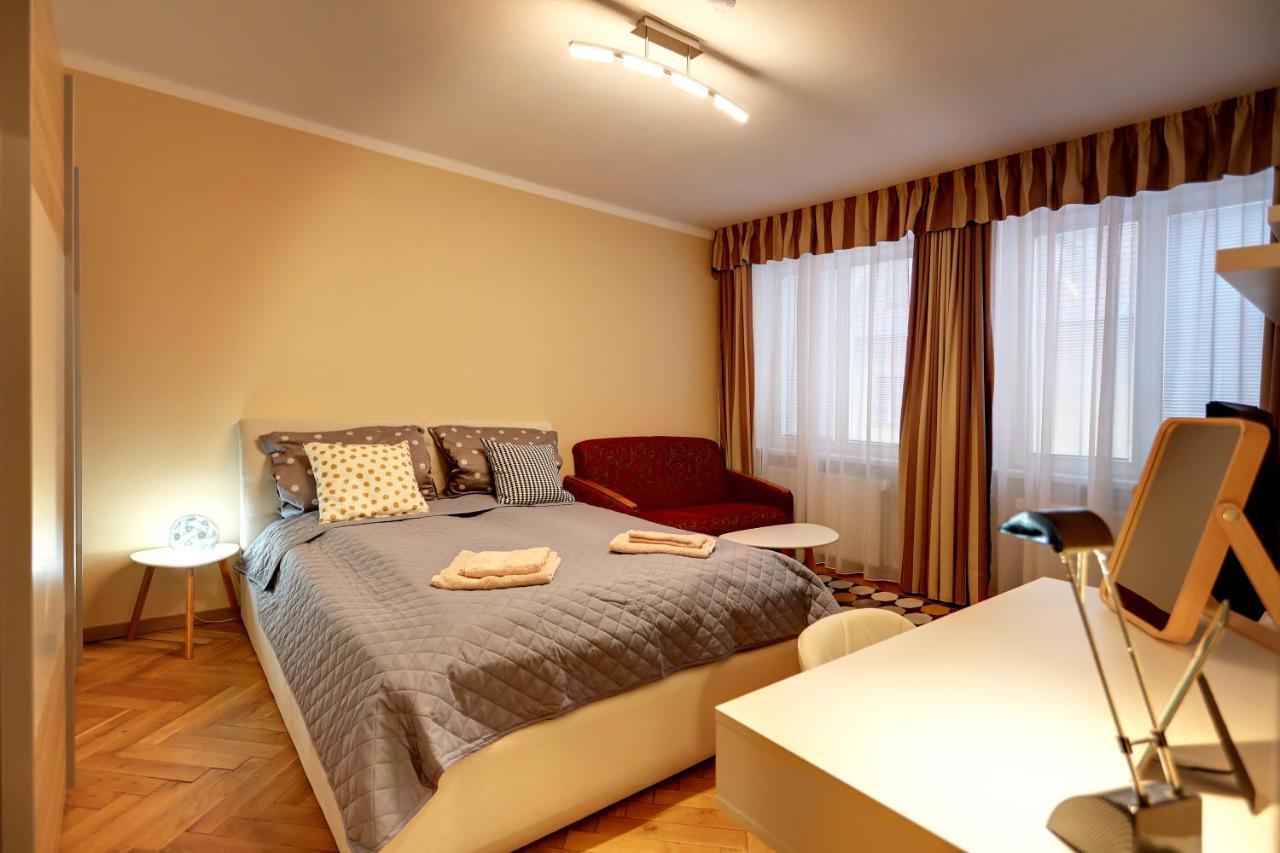 Old Town Apartment Хеб Екстериор снимка